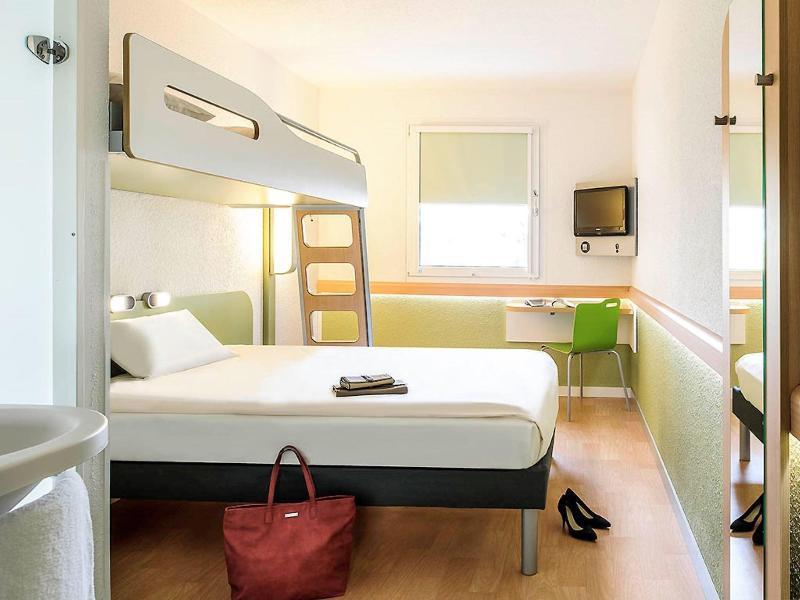 Ibis Budget Lille Ronchin - Stade Pierre Mauroy Εξωτερικό φωτογραφία