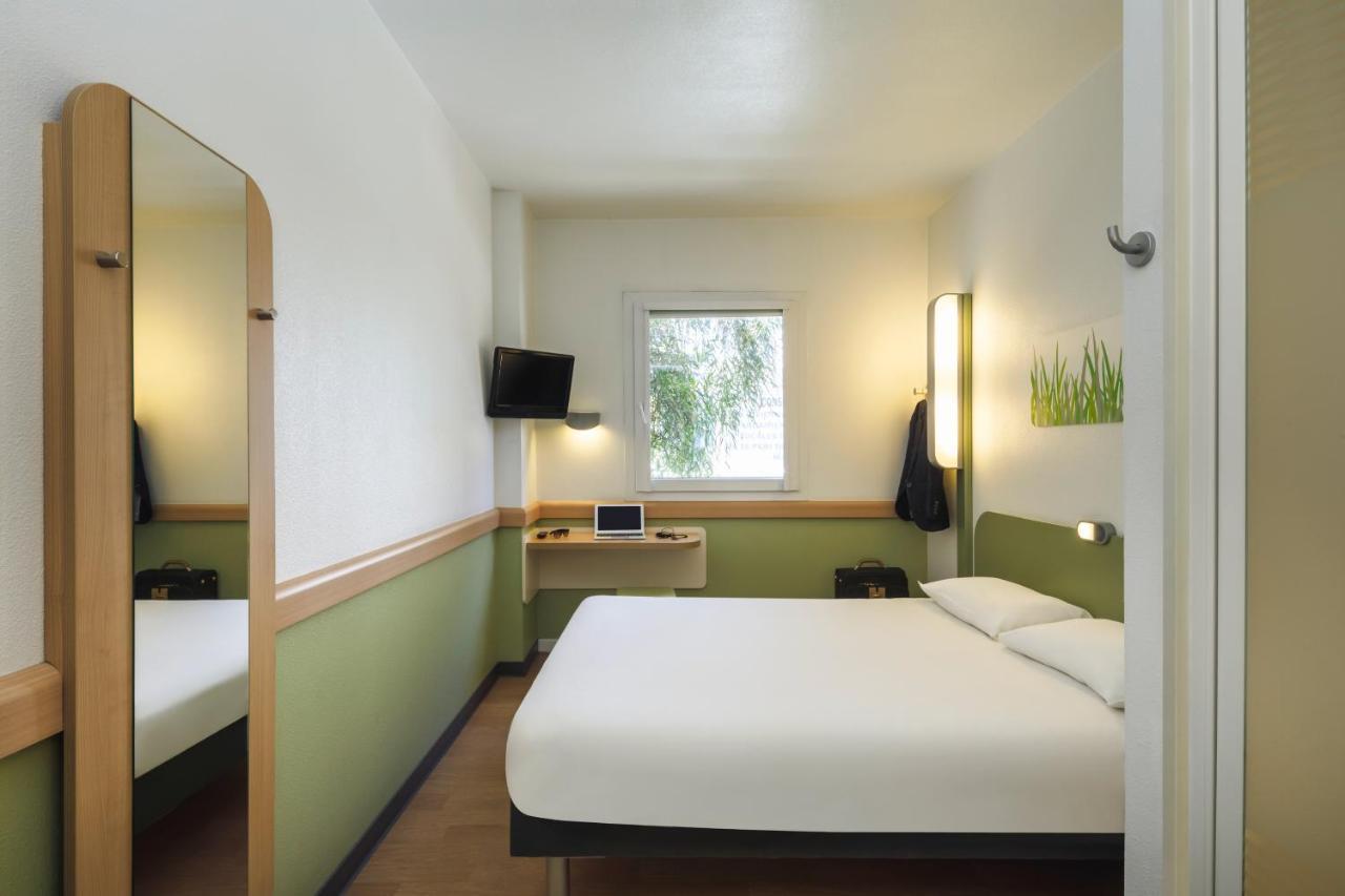 Ibis Budget Lille Ronchin - Stade Pierre Mauroy Εξωτερικό φωτογραφία